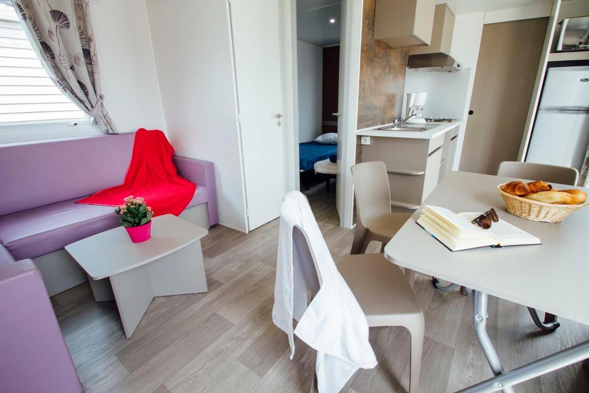 Domaine Sainte Veziane Hotel Bessan Екстериор снимка