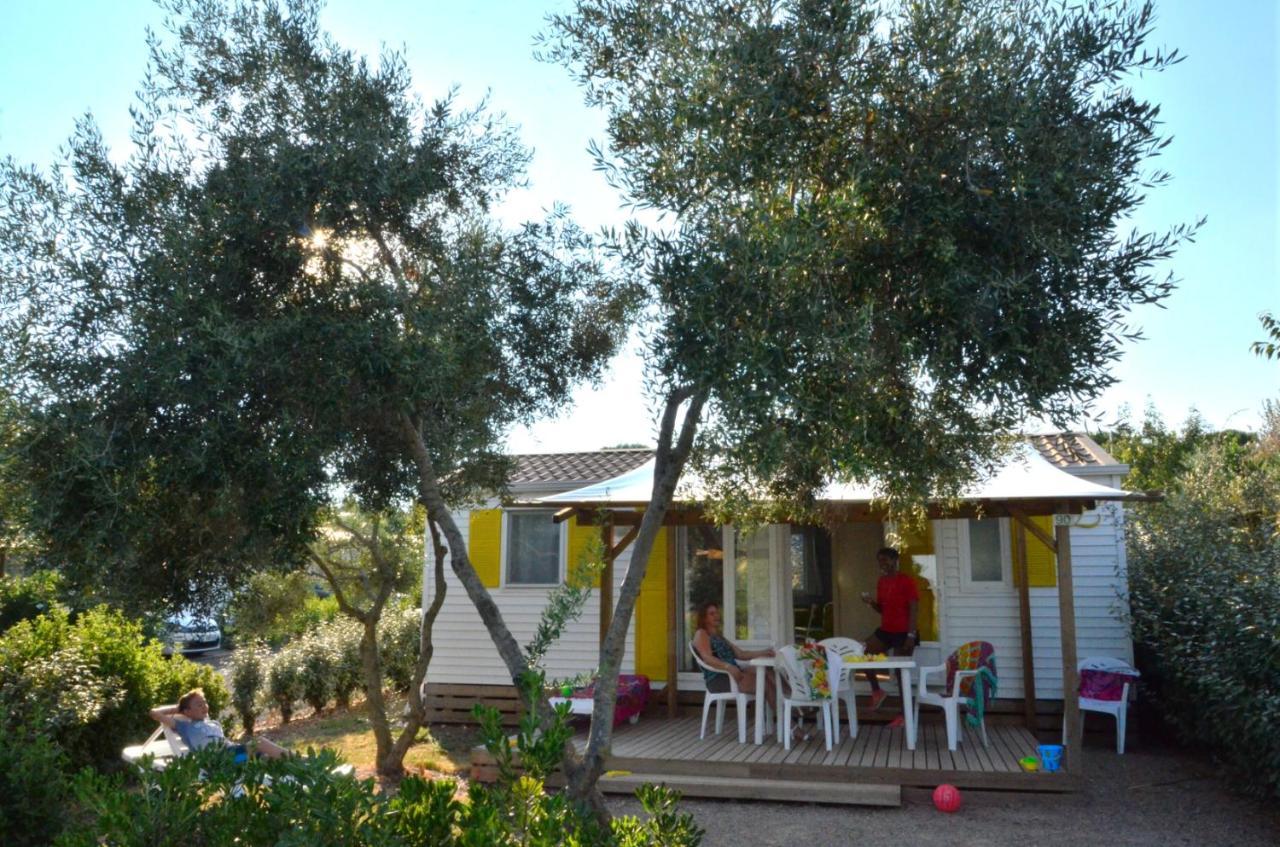 Domaine Sainte Veziane Hotel Bessan Екстериор снимка